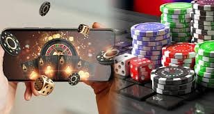 Meja Dragon Tiger dealer langsung dengan layar multi-kamera di platform tayang4d